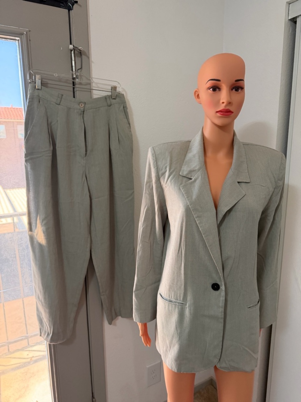 Vintage Toni Garment Company Sage Green Suit Set Blazer & Pants Size 10 - Picture 11 of 11